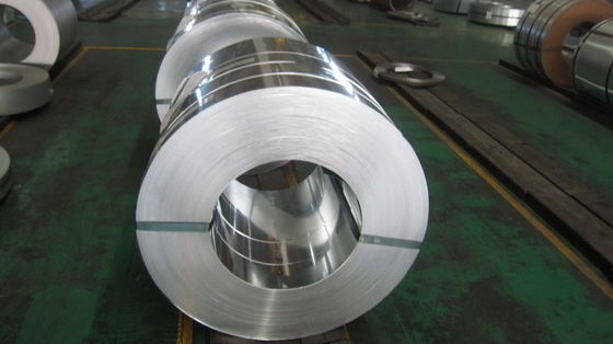 kaufen Regelmäßiges, feuerverzinktes Spangle-Stahlband, 30–1500 mm, mit Z40–Z450-Zinkbeschichtung online manufacture