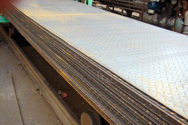 kaufen SS400, Q235B, S235JR heiß gerollt Stahl Coils / kariert Stahlplatte, 2000mm-12000mm lange online manufacture