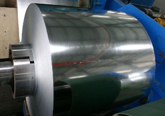kaufen Regelmäßige Spangle Galvalume-Stahlspule AZ50-AZ180 mit einer Breite von 914-1250 mm für die Herstellung von Dachblechen und Bauplatten online manufacture