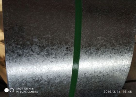 kaufen Normal Spangle Öl JIS G3302 Heißgetränkte galvanisierte Stahlspule mit einer Breite von 351250 mm für Möbelplatten und Blechverarbeitung online manufacture
