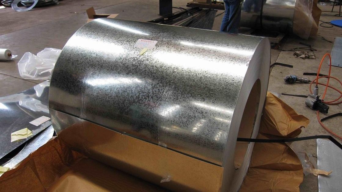 22 Gauge Chrom-Hot Dip Galvanized Stahlstreifen mit regelmäßigen Spangle für Möbelteile und schmale Breite Fertigung