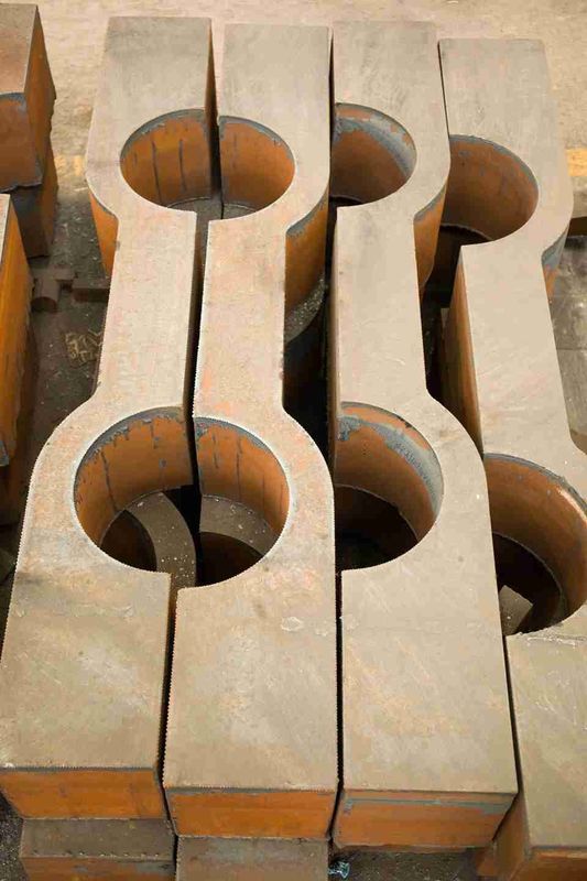 CNC-Maschine zum Laserschneiden Stahlblechherstellung ASTM / GB / JIS-Standard für Metallverarbeitungsmaschinen