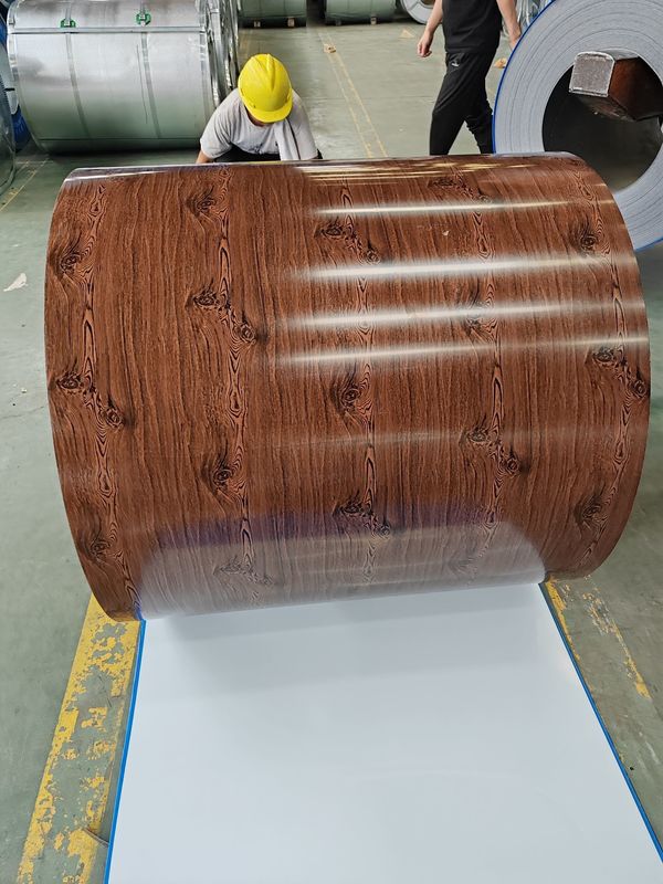 1250mm vorlackierte Farbstahlspule mit 180–320 MPa Streckgrenze und PE/SMP/HDP/PVDF-Beschichtung für Außenpaneele