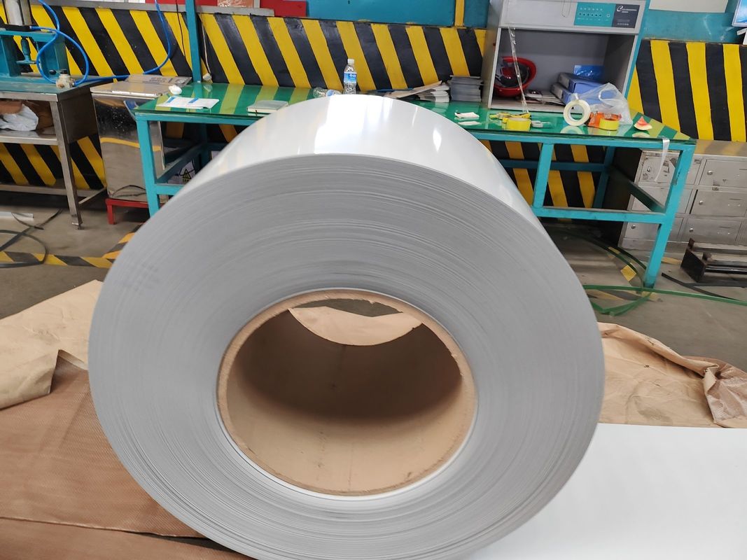 PE Vorbeschichtete Farb-Stahlspule mit Chromsäure-Oberflächenbehandlung und 508/610mm Spulen-ID für Dach- und Wandpaneele