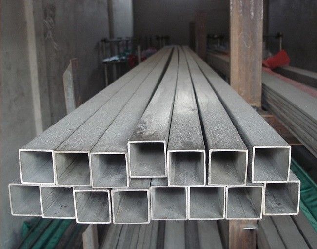 Runde, quadratische, rechteckige, galvanisierte oder geölte, geschweißte Stahlrohre für Struktur- und Industrieanwendungen