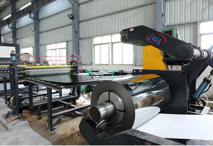 1250 mm Breite JIS G4303 SUS 201 / SUS 202 / SUS 304 kaltgewalzte Edelstahl-Coil