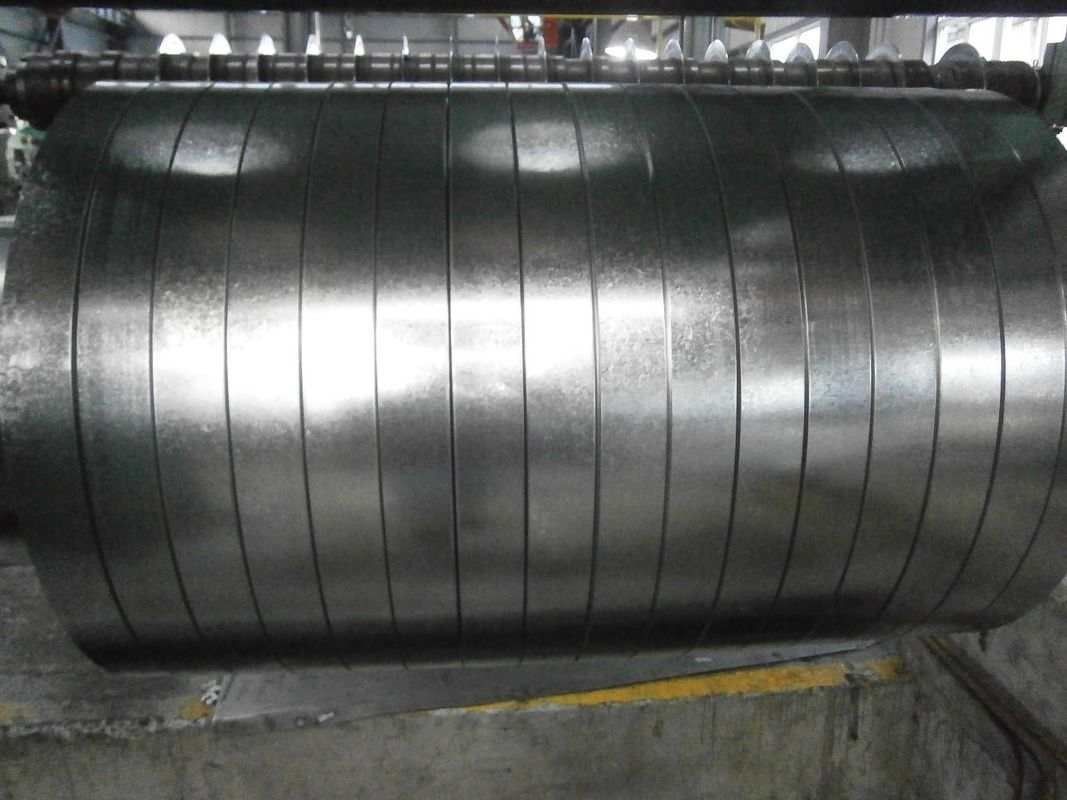 Regelmäßige oder große Spangelfläche, warmgetränkt, galvanisierter Stahlstreifen mit passivierter und geölter Oberfläche