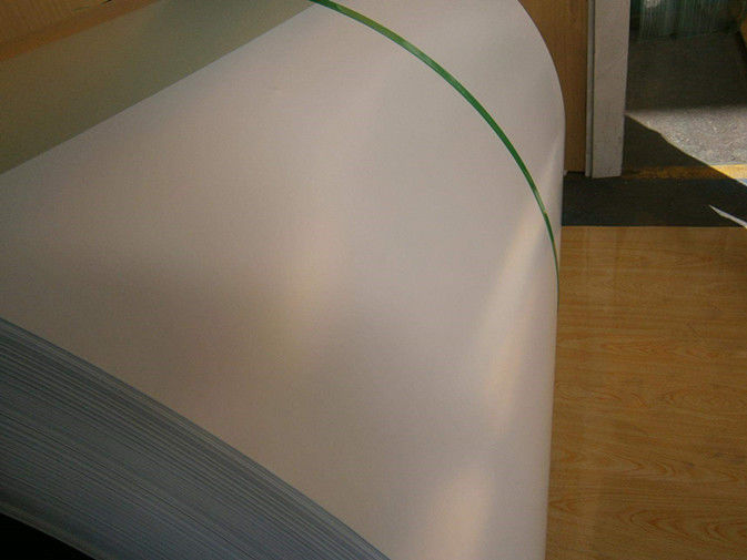 PPGI ASTM A653 vorgefärbte Farbstahlspulen 700 ∼ 1250 mm Breite für Dach- und Bauplatten