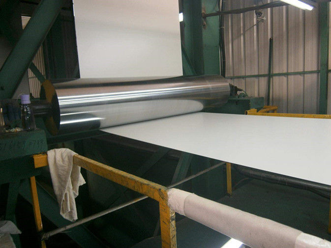 Z60Z275 Vormalte galvanisierte Stahlspule 0,20-1,0 mm mit 750-1250 mm Breite für Dachplatten und Bauplatten