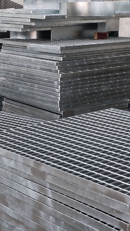 40x5mm feuerverzinkter Schwerlast-Stahlrost für industrielle Schwerlast-Zugangsplattform