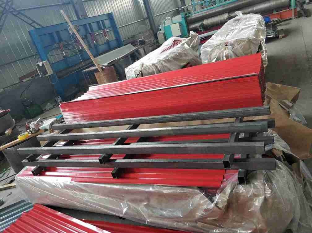 JIS G3322 CGLCC ASTM A792 Vormalte Wellstahl-Dachbleche 1500~3800 mm Länge für Dach- und Wandverkleidung