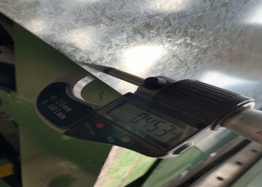 0,15–3,8 mm JIS G3302 SGCC feuerverzinktes Stahlblech Z40–Z275 für Rohrleitungs- und Bauanwendungen
