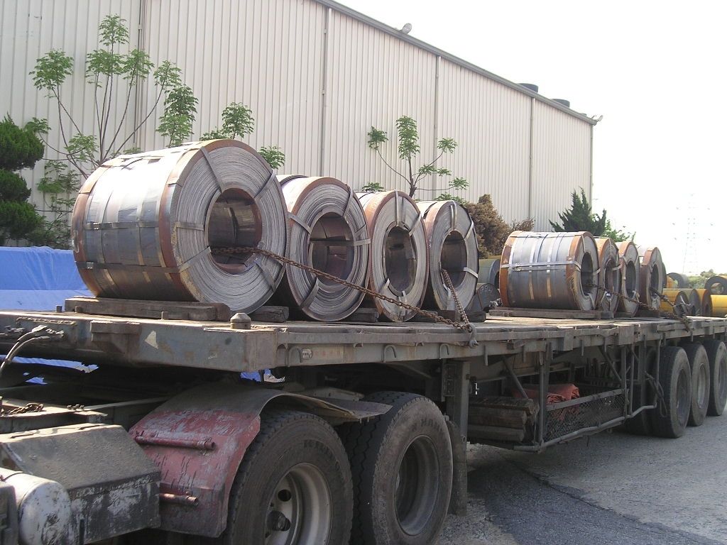 25 MT ASTM A36, SAE 1006, SAE 1008 Warmgewalzte Stahlspulen Metallspulen