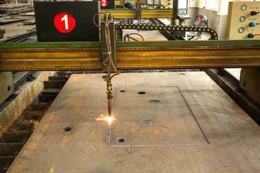 Eingebetteter lochender Laser, der Stahlplatte für Baumaterial SGS-Zustimmung schneidet